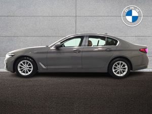 BMW 5 Series 520d SE Saloon - Image 4