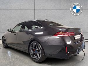 BMW 5 Series 530e M Sport Pro Saloon - Image 3