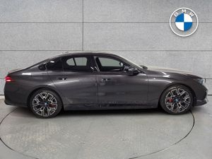 BMW 5 Series 530e M Sport Pro Saloon - Image 4