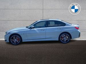 BMW 3 Series 330e M Sport Saloon - Image 4