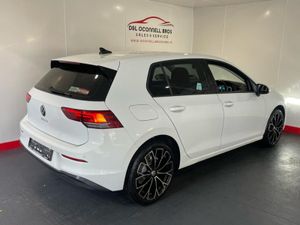Volkswagen Golf SE 2.0 TDI 115HP 5DR - Image 4