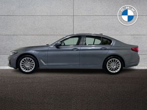 BMW 5 Series 530e SE Saloon - Image 3