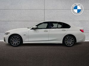 BMW 3 Series 330e M Sport Saloon - Image 4