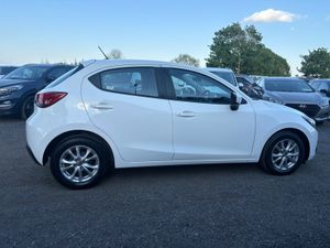 Mazda 2 - Image 3