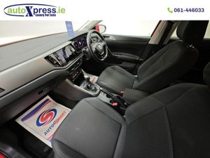 Volkswagen Polo 1.0 TSI Automatic  Reversing Came - Image 2