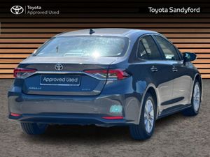 Toyota Corolla Hybrid Luna Auto Saloon // Toyota - Image 2