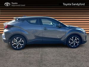 Toyota C-HR Hybrid Sport Bi-tone // Full Beige Le - Image 3