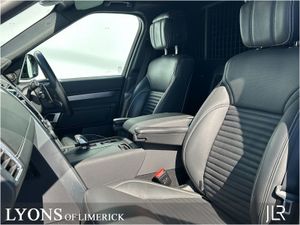 Land Rover Discovery 3.0d R Dynamic HSE 2 Seater - Image 3