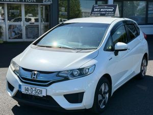 2014 Honda Fit 1.5 Hybrid Automatic, - Image 3
