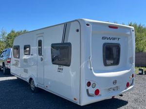 Swift 6 Berth Fixed Bunkbed Caravan For Sale - Image 4