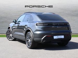 Porsche Macan 4 Electric - Image 3