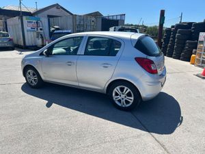 Opel Corsa 1.2, Low Kms 2010 - Image 4