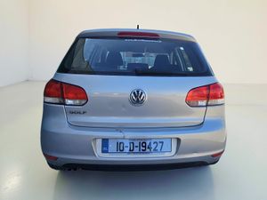 2010 Volkswagen Golf Manual - Image 2