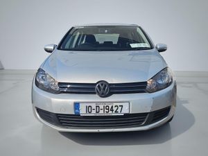 2010 Volkswagen Golf Manual - Image 3