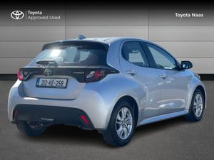 Toyota Yaris Hybrid Luna 4DR Auto - Image 2