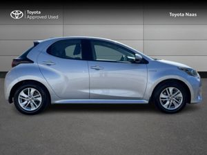 Toyota Yaris Hybrid Luna 4DR Auto - Image 3
