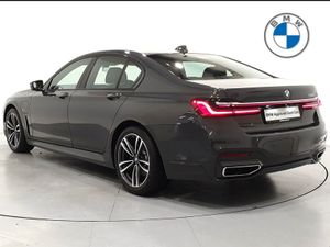BMW 7 Series 745e M Sport Saloon - Image 3