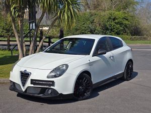 Alfa Romeo Giulietta 1.4 Auto Multi Air Competizi - Image 4