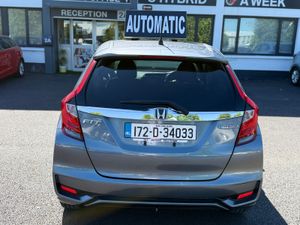 2017 Honda Jazz/Fit 1.5 Petrol Hybrid automatic - Image 4