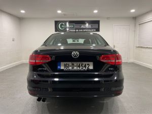 Volkswagen Jetta 2.0 TDI Manual 5speed 110HP 4dr - Image 3