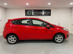 Ford Fiesta Zetec 1.0 65ps  one Owner low Miles f - Image 4