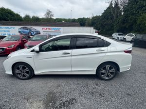 Honda Grace 2015 Exclusive Top Specs - Image 3