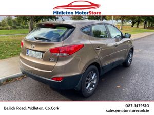Hyundai ix35 1.7 Diesel 'CELEBRATION' 4DR Diesel - Image 4