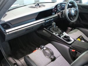 Porsche 911 GT3 - Image 3