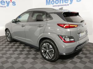 Hyundai Kona Electric Premium 64 kWh EV - Image 4