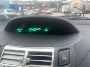 Toyota Yaris 2008 - Image 3