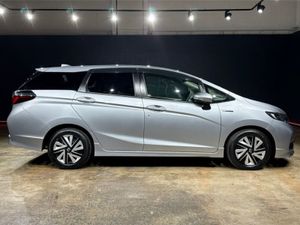 Honda Shuttle 1.5 Hybrid Automatic - Huge Boot Sp - Image 2