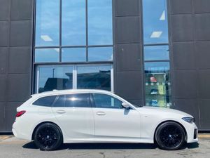 BMW 3 Series Estate 320d M-sport Auto - Image 4