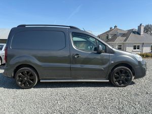 15 Citreon Berlingo Enterprise 131,800 km - Image 2
