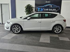 17 SEAT LEON 2.0 DIESEL AUTOMATIC FR EDITION - Image 4