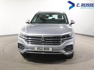 Volkswagen Touareg Diesel Estate - Image 2