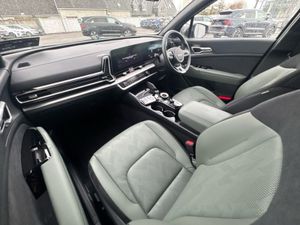 Kia Sportage Plug-in Hybrid - Image 3