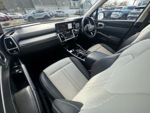 Kia Sorento 1.6 PHEV K4 4X4 7 seats - Image 3