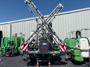 New Bury 1300 Litre Sprayer - Image 2