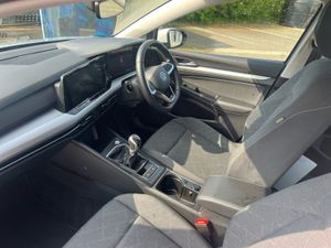 Volkswagen Golf Life 2.0 TDI 115HP - Image 3