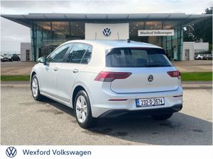 Volkswagen Golf Life 2.0 TDI 115HP - Image 4