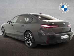 BMW i7 Xdrive60 M Sport - Image 3