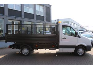 Volkswagen Crafter 2.0 TDI 35  110BHP  MWB TIPPER - Image 2