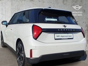 MINI HATCH Cooper SE - Image 3