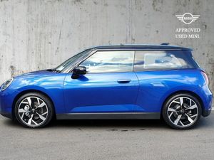 MINI HATCH Cooper SE - Image 4