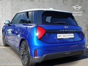 MINI HATCH Cooper SE - Image 3