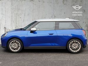 MINI HATCH Cooper SE - Image 4