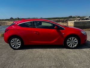 Opel Astra GTC SRI 1.6cdti 136PS S/S 3DR - Image 2