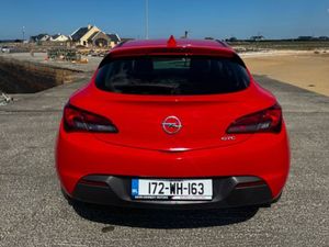 Opel Astra GTC SRI 1.6cdti 136PS S/S 3DR - Image 4