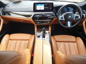 BMW 5 Series 520d M Sport Saloon - Image 4