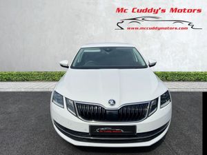 Skoda Octavia 2017 SE L 1.6 TDI - Automatic - Image 2
